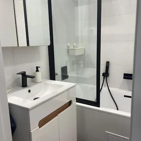 Apartment 4 Seasons I